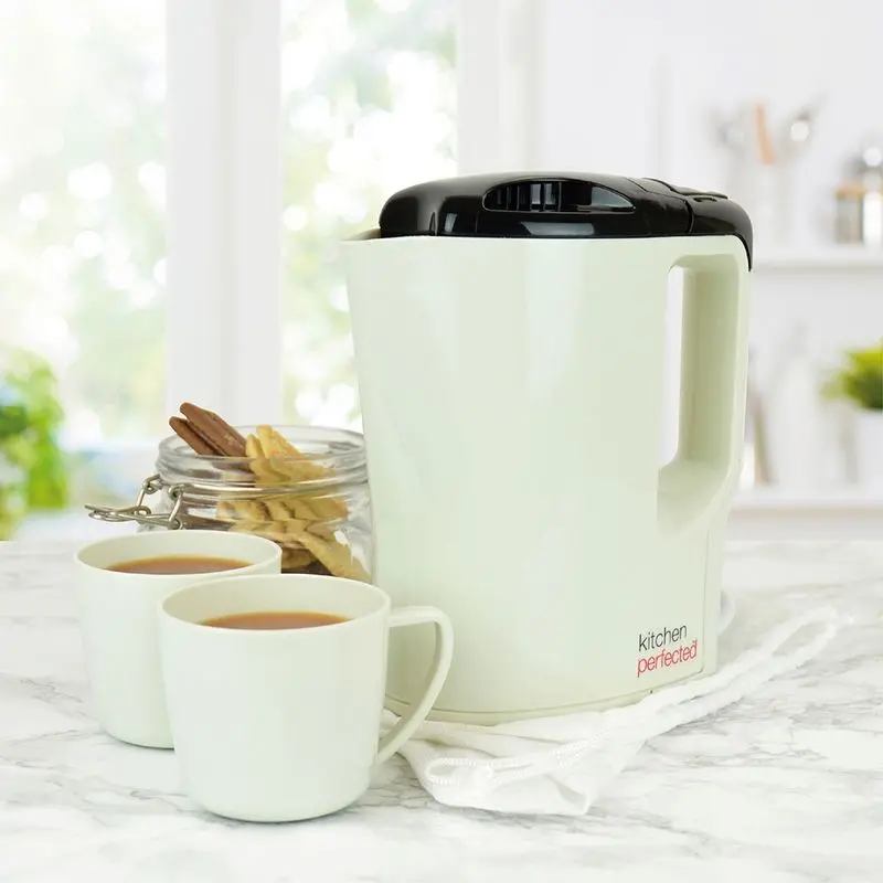 Compact Travel Kettle – 900ml, Cream & Black, 1000W with Two Mugs