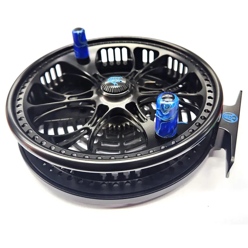 Kingpin Zeppelin Aero 500 Centerpin Reel – Black Base with Blue Handles